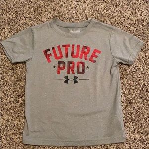 Under Armour boys t shirt